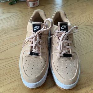 Nike Air Force 1 Women’s 9 - never worn